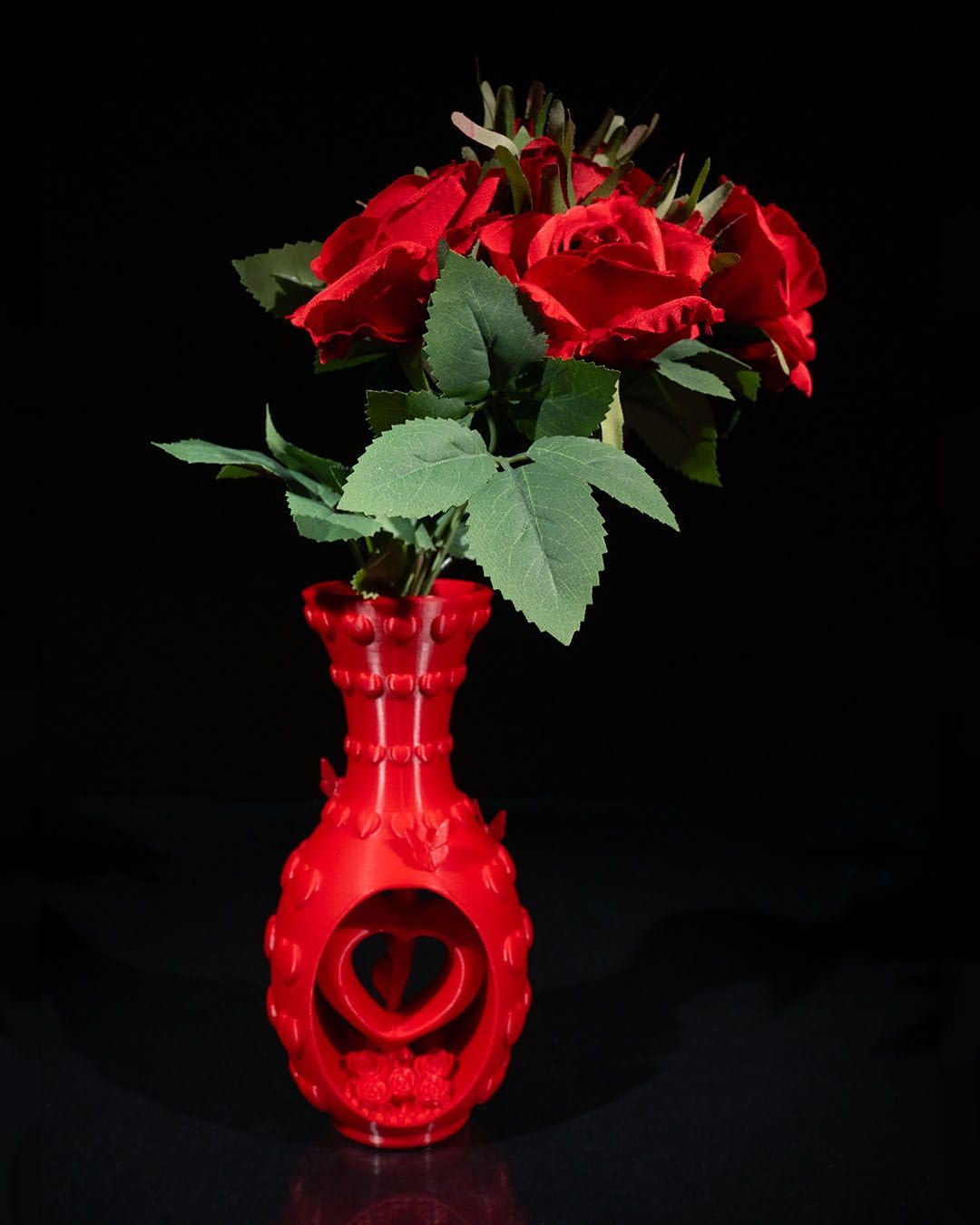 Red 3D Printed Heart Shape Flower Vase *Flowers in photo not included just for show