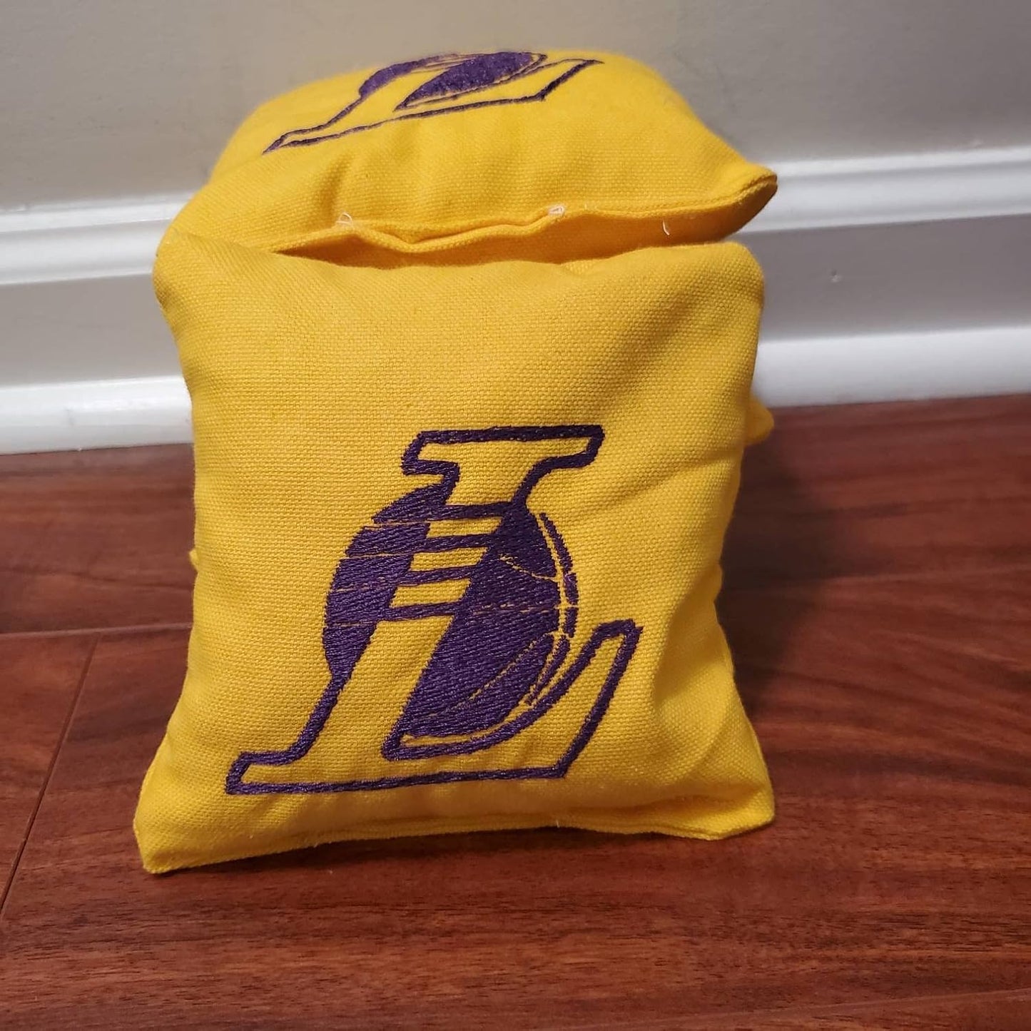 Los Angeles Basketball Cornhole Bags (8 bags)